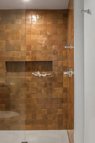 Edmonds Beach House design elements